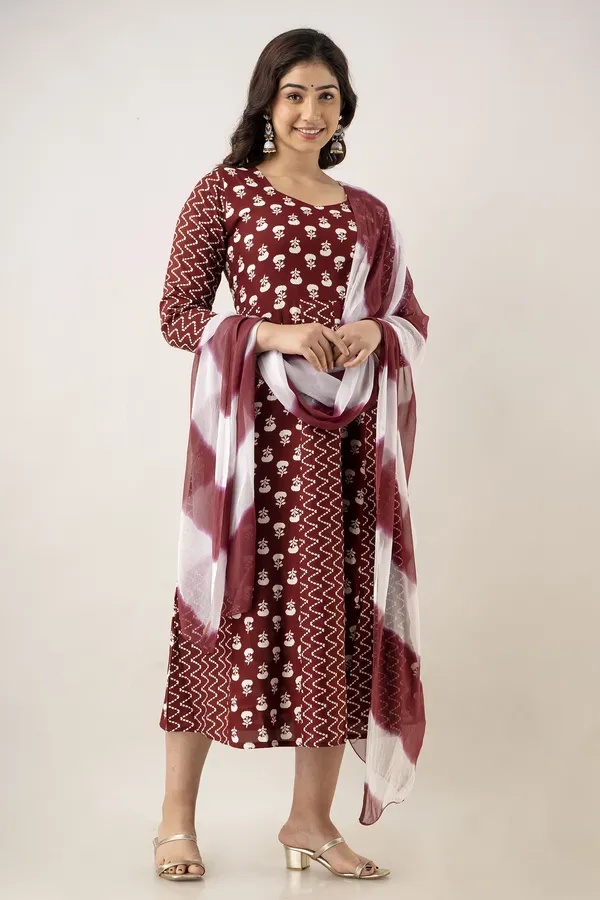 Women_Cotton_And_Rayon_Printed_Anarkali_Kurta_And_Dupatta_Set